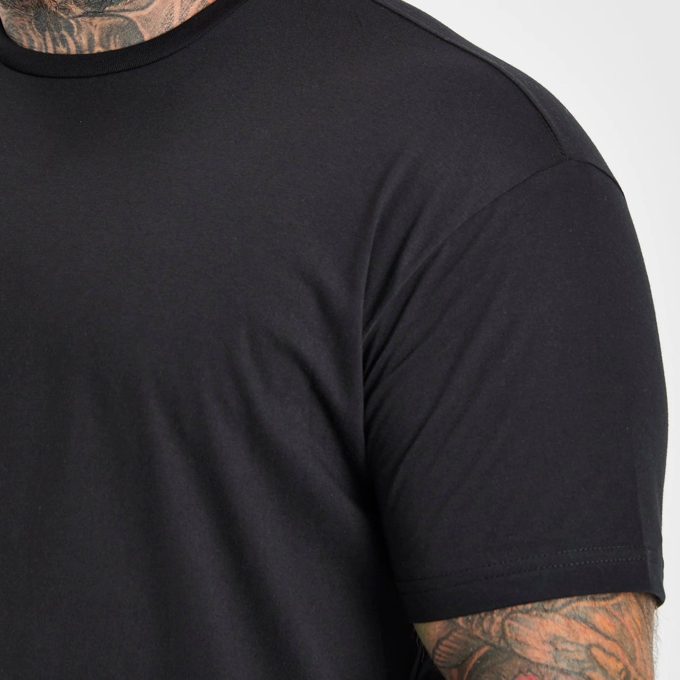 Black Crew Neck - Image 7