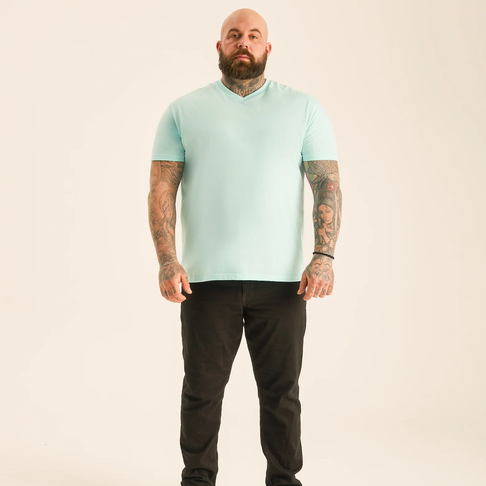 River Green V-Neck - Image 4